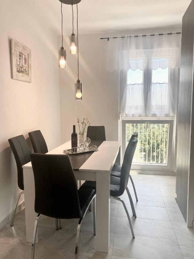 Ema Apartment Πούλα Εξωτερικό φωτογραφία
